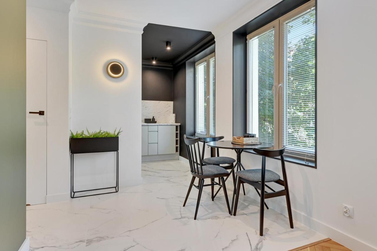 Grobla Charming Apartment By Downtown Apartments Гданськ Екстер'єр фото