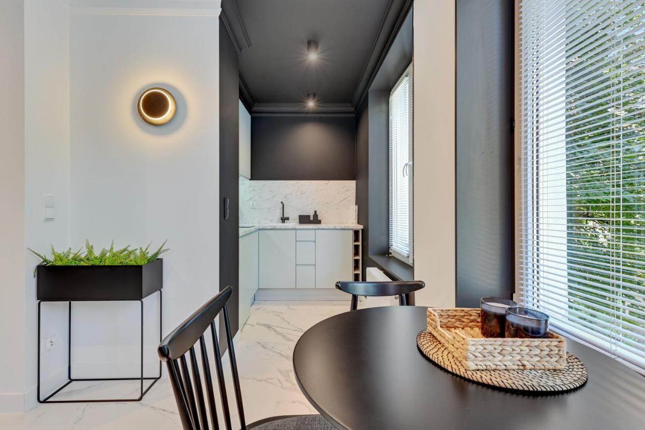 Grobla Charming Apartment By Downtown Apartments Гданськ Екстер'єр фото
